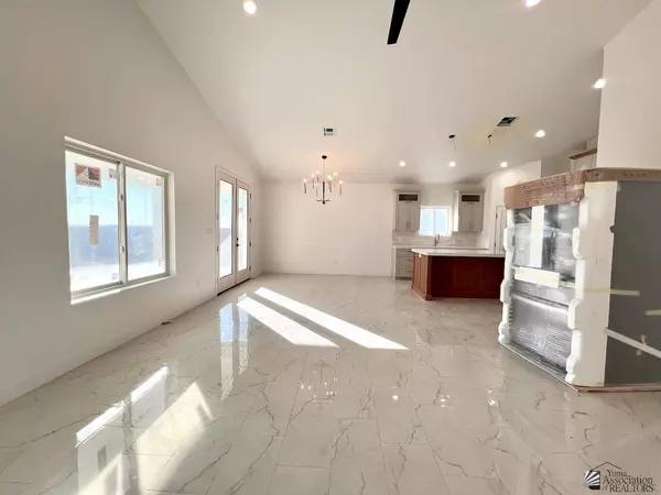 11361 E 42 St, Yuma, AZ 85367