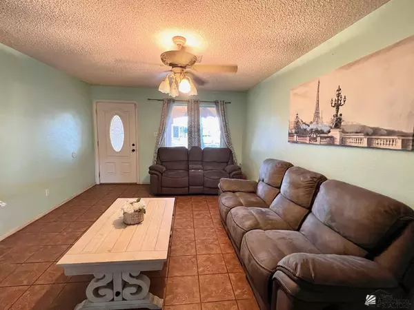 4233 W 21 Pl, Yuma, AZ 85364