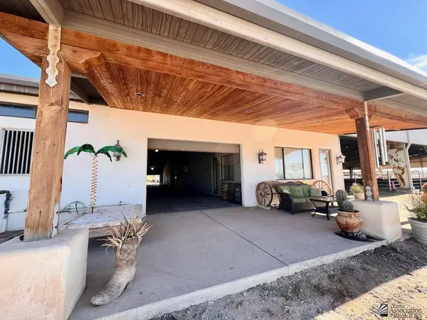 7867 E County 2 St, Yuma, AZ 85365