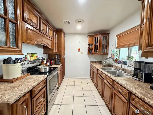 1216 E D St, San Luis, AZ 85336