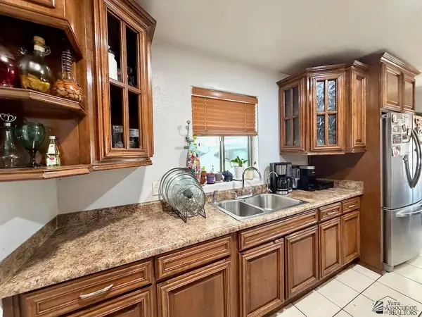 1216 E D St, San Luis, AZ 85336