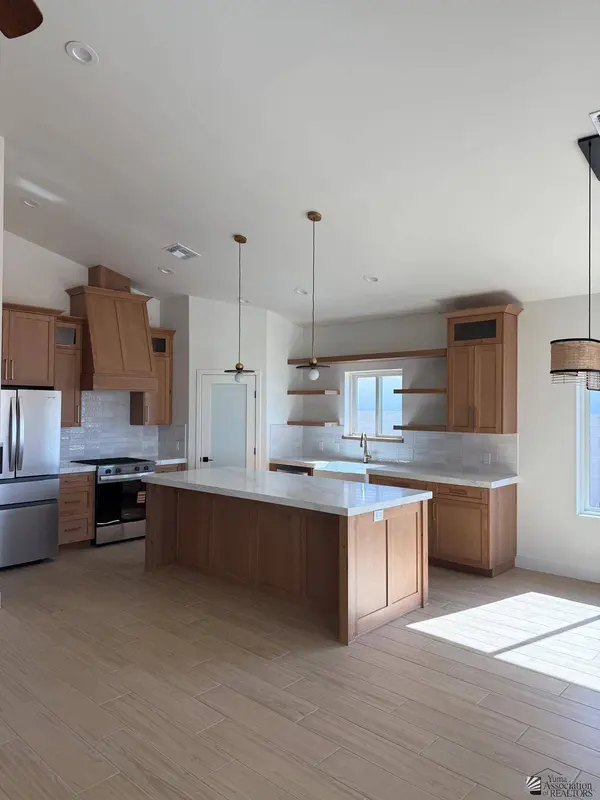 10811 E 46 Pl, Yuma, AZ 85367