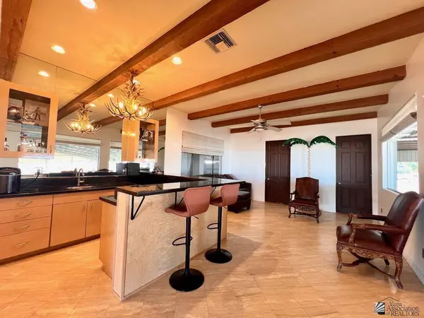 7867 E County 2 St, Yuma, AZ 85365