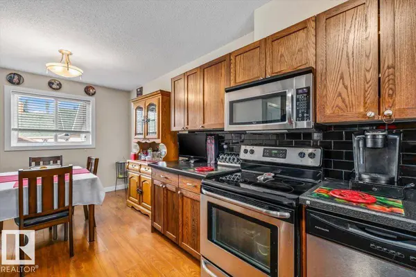 11436 88 ST NW, Edmonton, AB T5B3R1