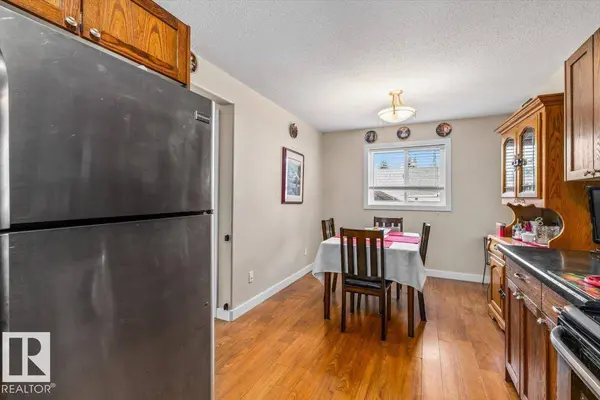 11436 88 ST NW, Edmonton, AB T5B3R1