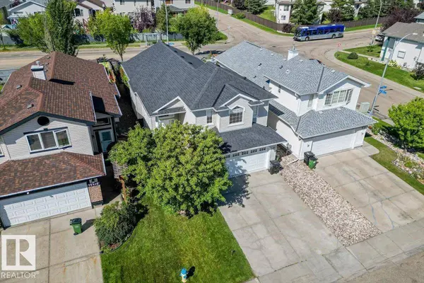 15420 44 ST NW, Edmonton, AB T5Y3G8