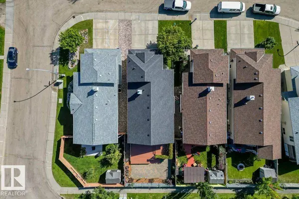 15420 44 ST NW, Edmonton, AB T5Y3G8