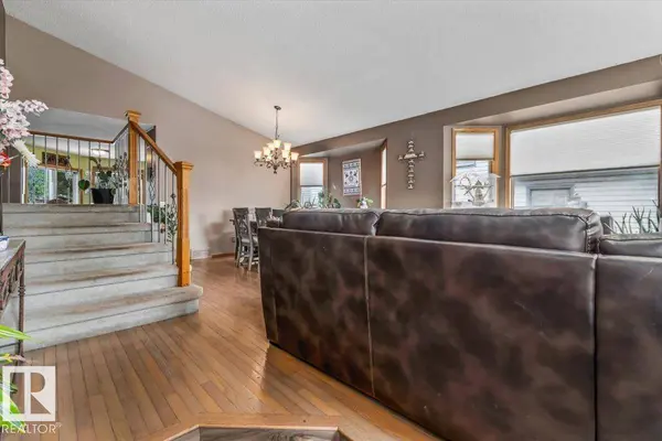 16 HARROLD PL, St. Albert, AB T8N5P9