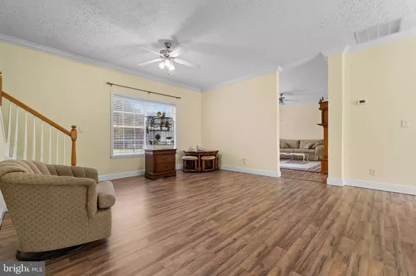 406 SERRILL AVE, Ocean View, DE 19970