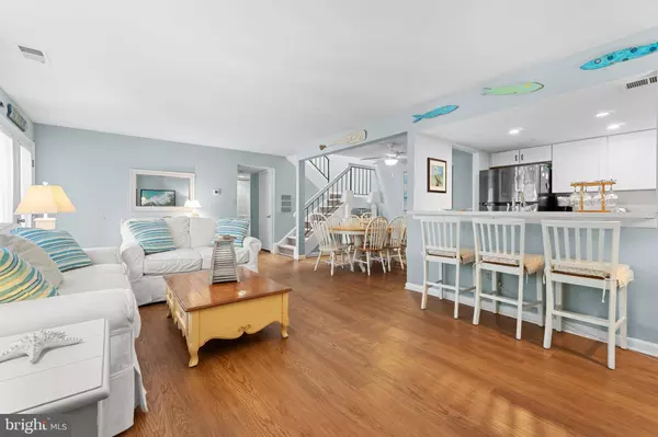 1102 SINGLES CT, Bethany Beach, DE 19930