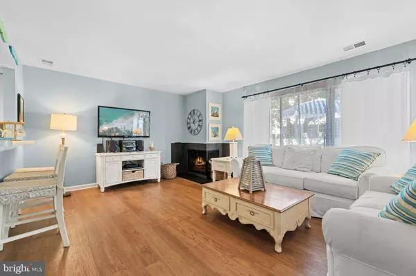 1102 SINGLES CT, Bethany Beach, DE 19930