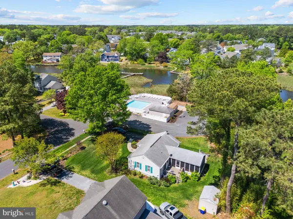 27 SEABROOK RD, Ocean View, DE 19970