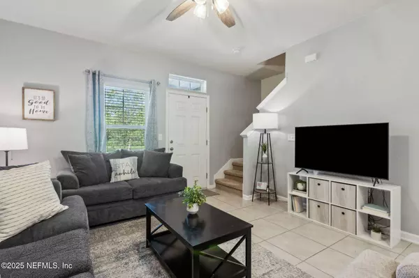 86440 MAINLINE RD, Yulee, FL 32097