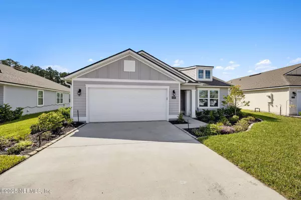 66068 EDGEWATER DR, Yulee, FL 32097