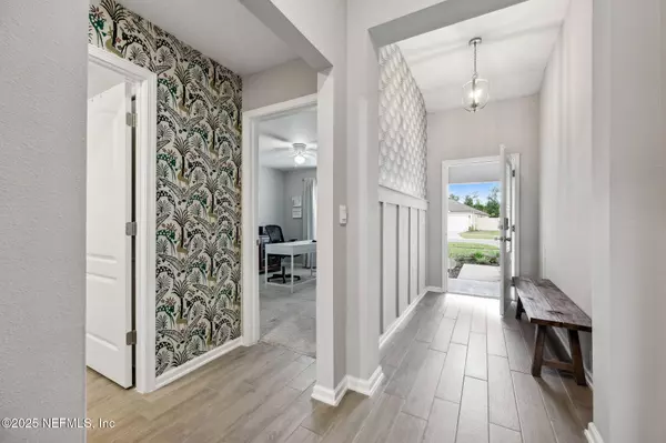 66068 EDGEWATER DR, Yulee, FL 32097