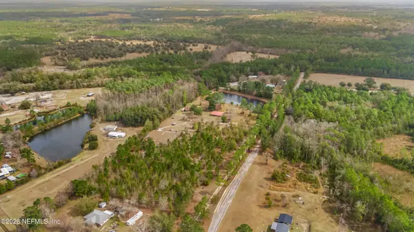 28208 BOW TIE ALY, Hilliard, FL 32046