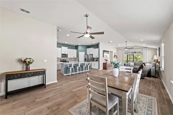 66087 EDGEWATER DR, Yulee, FL 32097