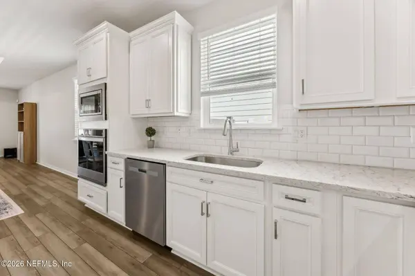 377 SAW PALMETTO ST, Yulee, FL 32097