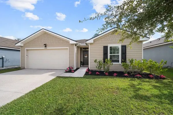 2464 BEACHVIEW DR