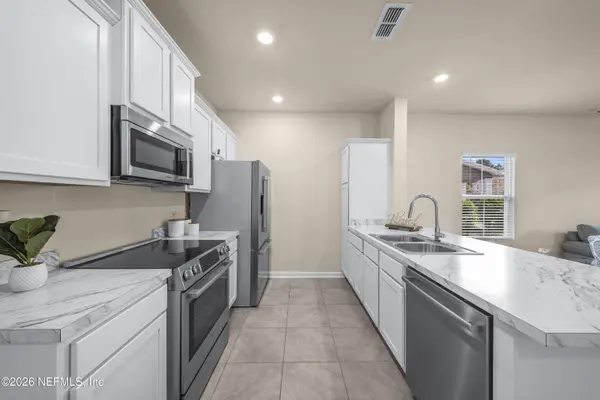 86460 SHORTLINE CIR, Yulee, FL 32097