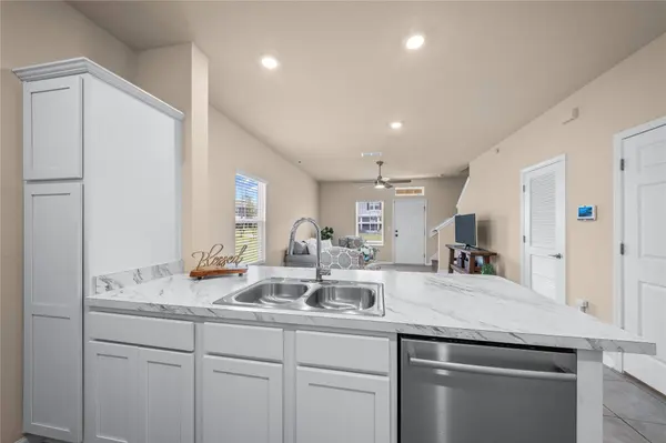 86460 SHORTLINE CIR, Yulee, FL 32097