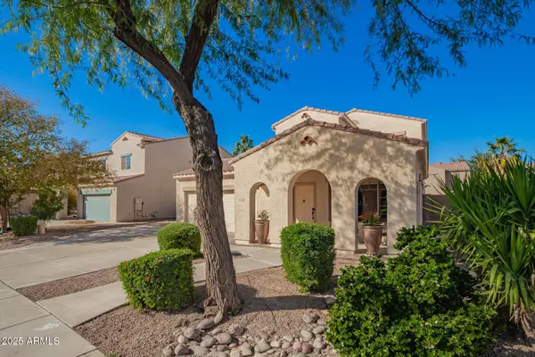 1310 E PARKVIEW Drive, Gilbert, AZ 85295