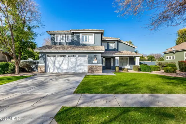 3254 E WASHINGTON Avenue, Gilbert, AZ 85234
