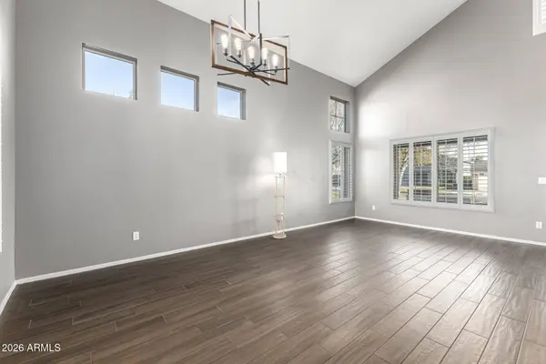 3254 E WASHINGTON Avenue, Gilbert, AZ 85234
