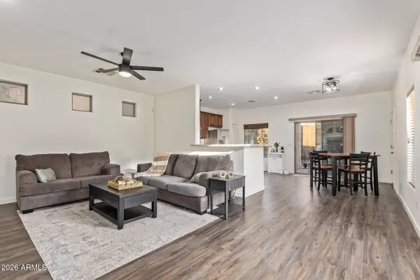 2635 E CHESTER Drive, Chandler, AZ 85286