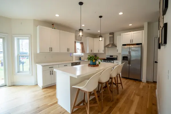 140 Gull Dip Rd, Ridge, NY 11961-2989