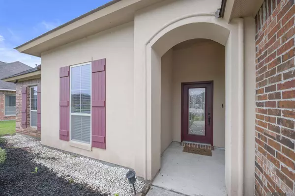 8862 Reserve Oak Ave, Zachary, LA 70791