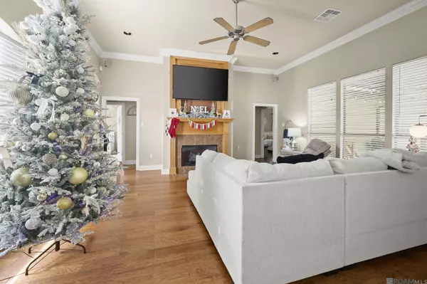 33813 Nature's Way, Walker, LA 70785