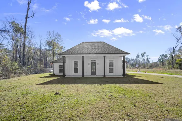 20306 Esterbrook Rd, Ponchatoula, LA 70454