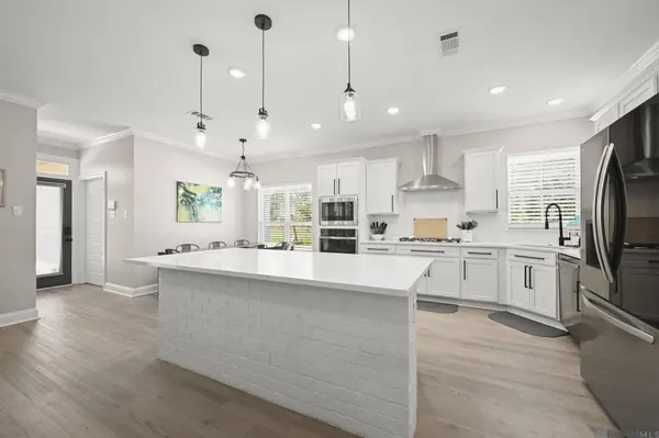 20306 Esterbrook Rd, Ponchatoula, LA 70454