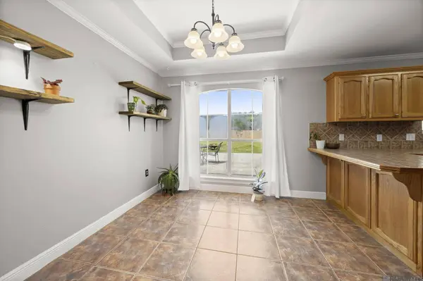 12235 Dove Hollow Dr, Denham Springs, LA 70726