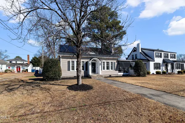 604 W Divine Street, Dunn, NC 28334