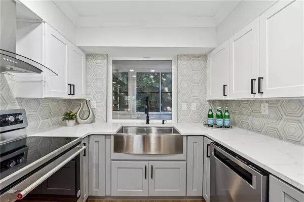 106 La Rue PL NW, Atlanta, GA 30327