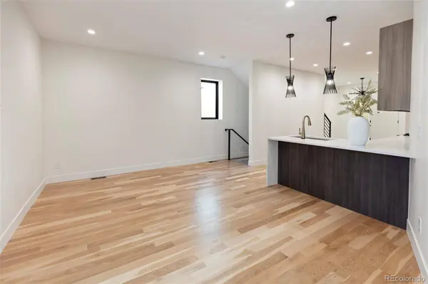 1715 Grove ST, Denver, CO 80204