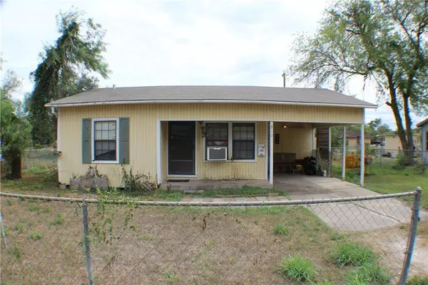910 Louis ST, Alice, TX 78332