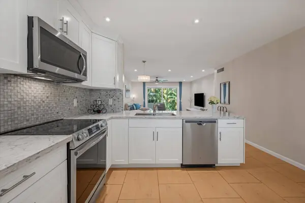 717 S US Hwy 1 #114, Jupiter, FL 33477