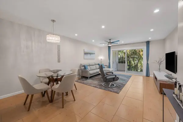 717 S US Hwy 1 #114, Jupiter, FL 33477