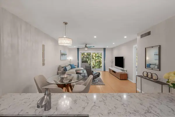 717 S US Hwy 1 #114, Jupiter, FL 33477