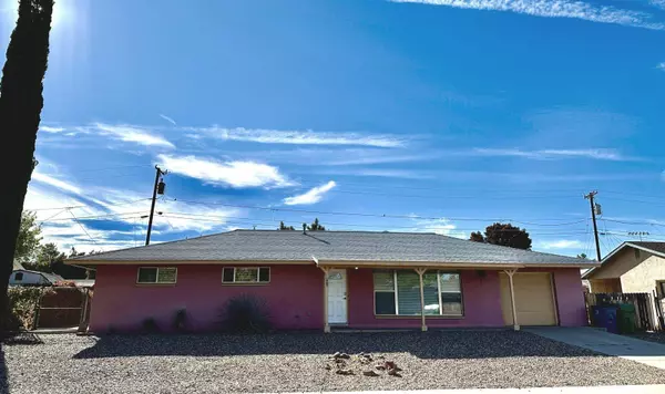 412 Cedar St, Page, AZ 86040