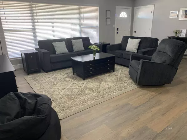 412 Cedar St, Page, AZ 86040