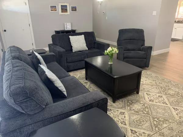 412 Cedar St, Page, AZ 86040