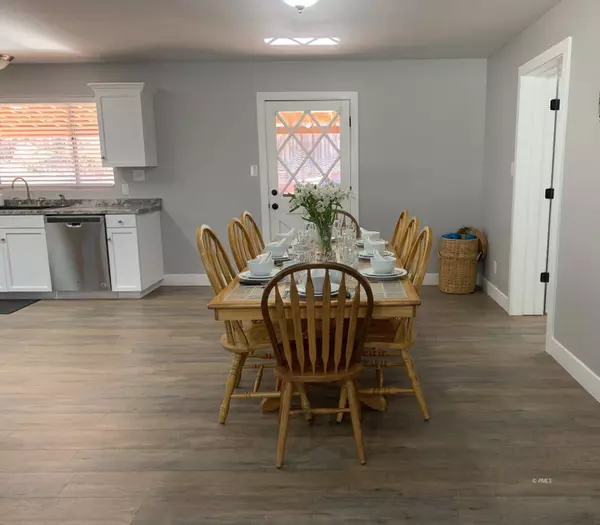 412 Cedar St, Page, AZ 86040