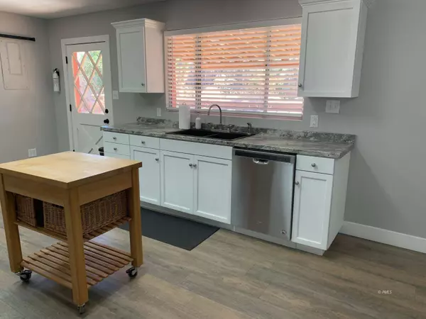 412 Cedar St, Page, AZ 86040