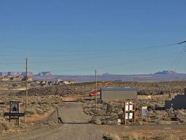 50 S Jacobs Tanks Rd, Big Water, UT 84741