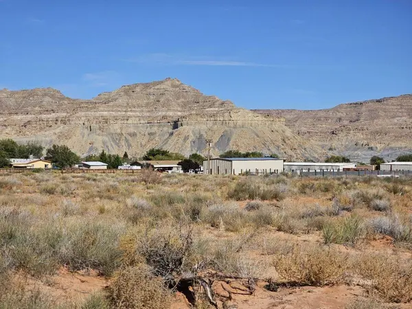 25 W Quill, Big Water, UT 84741