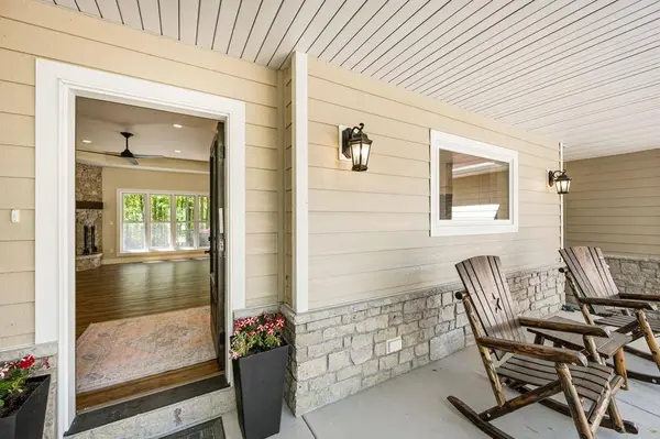 7886 Apple Ridge Rd, Egg Harbor, WI 54209